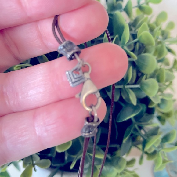 Silpada Teardrop Sterling Silver Pendant Coral Leather Necklace & Pouch N1950 - Picture 4 of 6